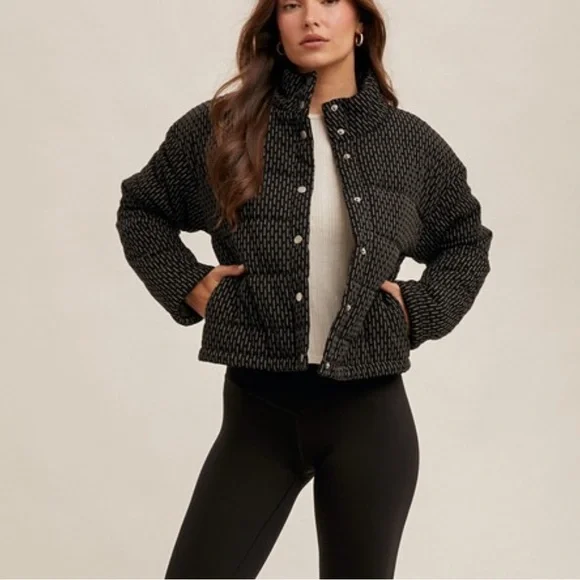 Textured Puffer Jacket - Picture 5 of 7